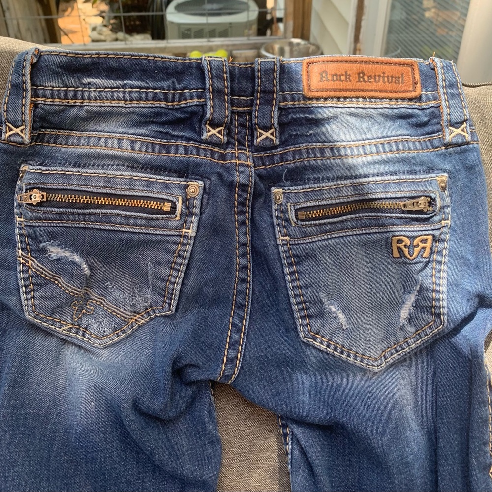 Rock Revival size 25 distressed straight leg jeans